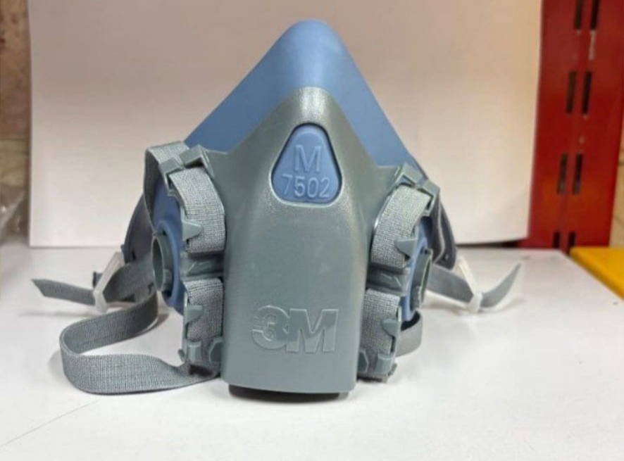 ماسک ایمنی نیم‌صورت 3M مدل 7502 سایز Medium – تولید هلدینگ امداد ایمن حسین